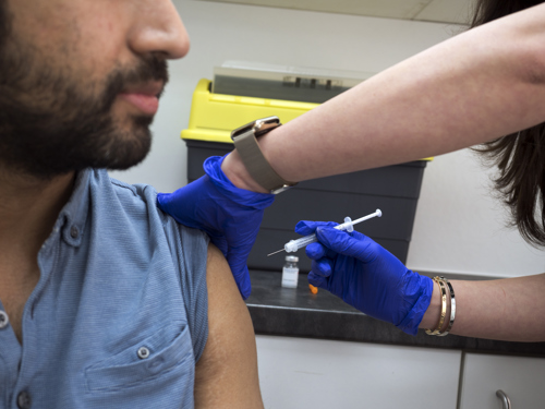 Flu jab in pharmacy